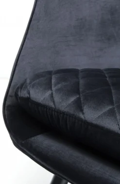 Fotel Tudor Velvet 78x100 Cm Czarny
