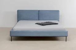 Łóżko Podwójne Z Zagłówkiem Niebieskie Nogi Czarne 160x200 Cm