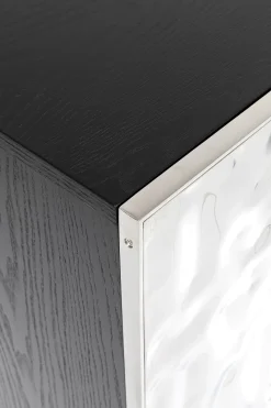 Komoda 4-drzwiowa Fornirowana Czarna Front Srebrny Ze Stali Nierdzewnej 160x78 Cm