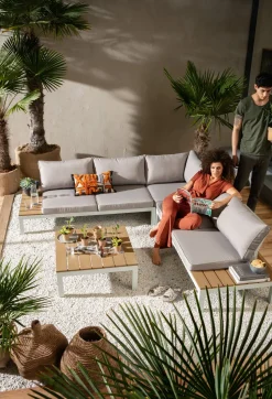 Sofa Ogrodowa Ze Stolikiem Holiday White 242x242 Cm