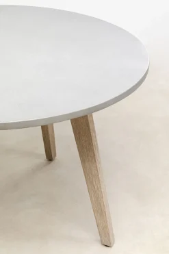 Stół Ogrodowy Okrągły Blat Cementowy Nogi Z Drewna Akacjowego Ø110 Cm